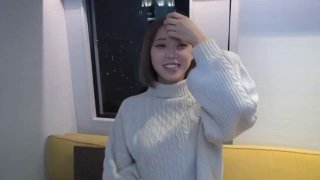 台灣情色網紅訪談到一半突然被男主持人插入…
